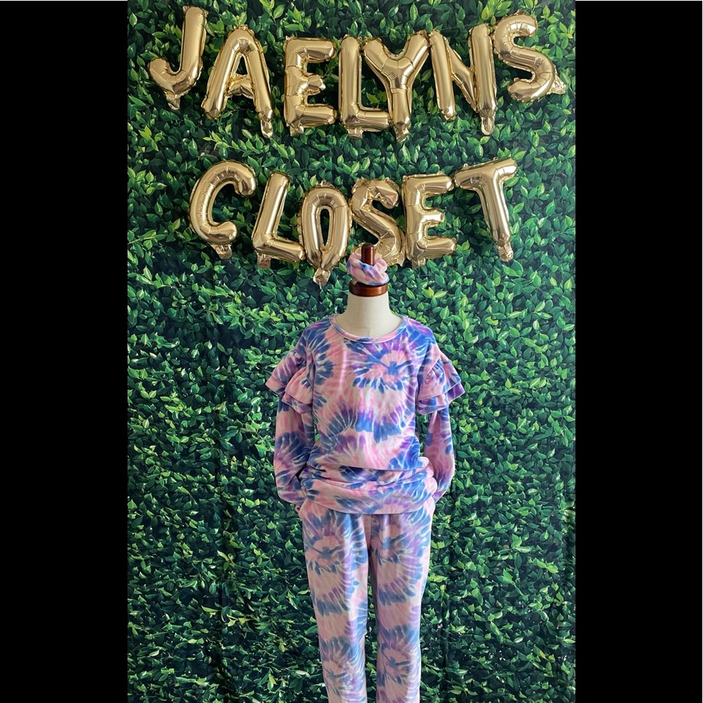 Tye Dye velour jogger suit